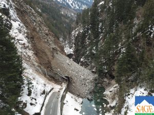  Arly gorges, landslides 4